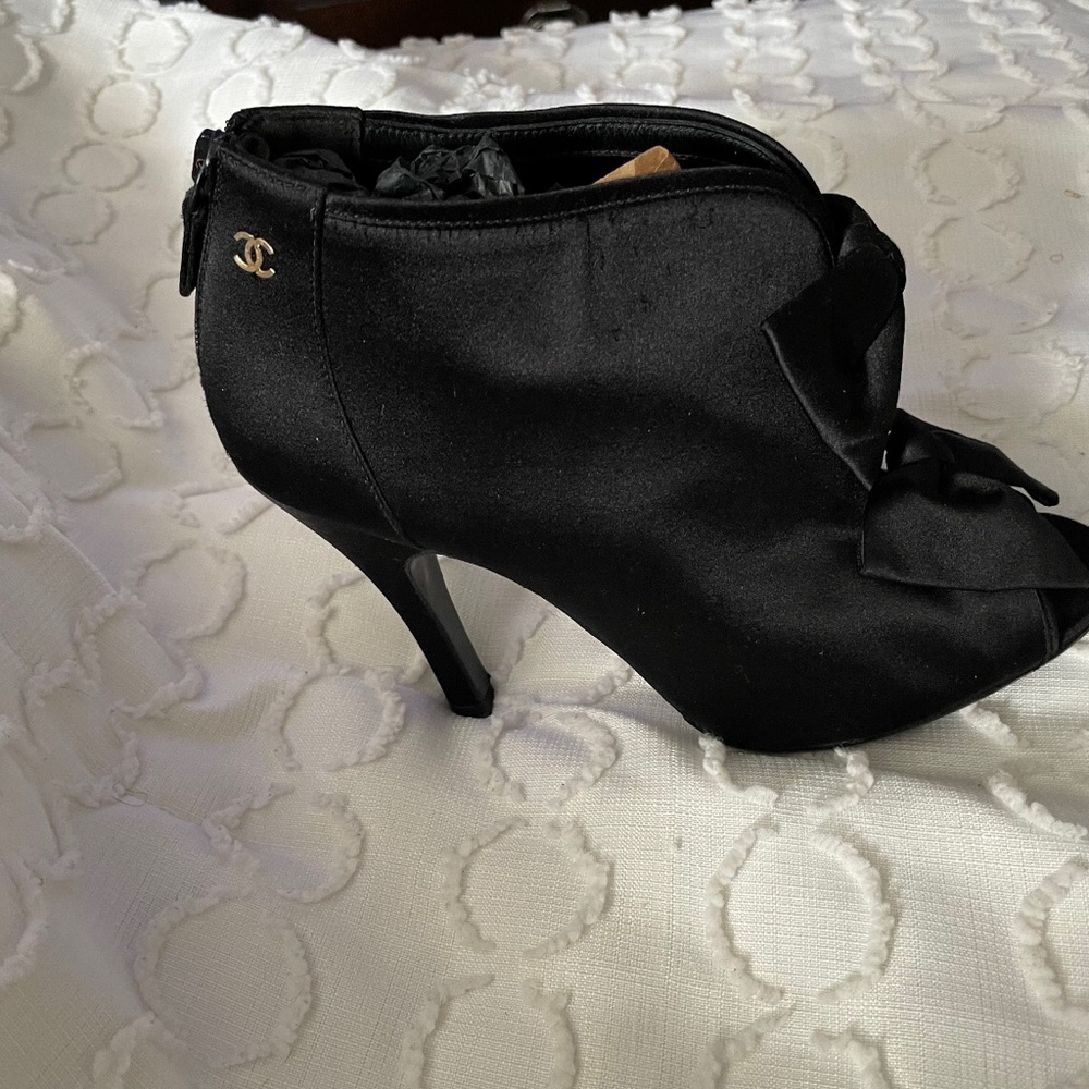 CHANEL Bow Satin Peep Toe Ankle Boots Booties Heels \\ 37.5